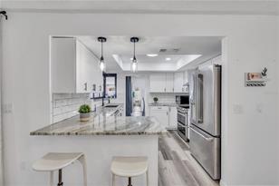 1212 63rd St NW, Bradenton, FL 34209 - Photo 13