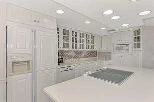 4900 Ocean Blvd, Sarasota, FL 34242 - Photo 13