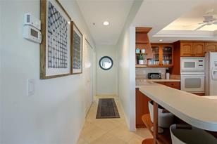 1373 Siesta Bayside Dr, Sarasota, FL 34242 - Photo 29