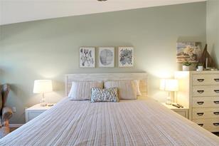 1373 Siesta Bayside Dr, Sarasota, FL 34242 - Photo 23