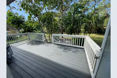 307 Winfield Way, Nokomis, FL 34275 - Photo 5