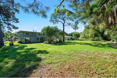 307 Winfield Way, Nokomis, FL 34275 - Photo 7