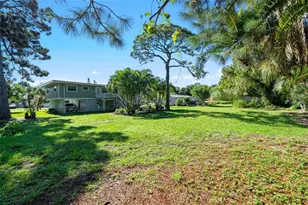 307 Winfield Way, Nokomis, FL 34275 - Photo 7