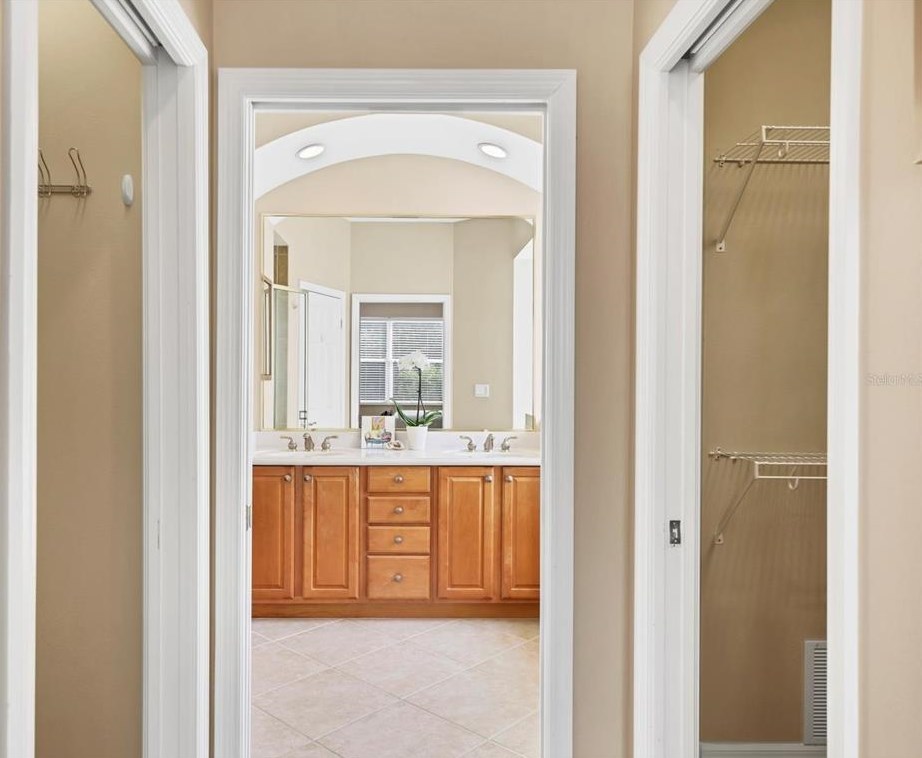 7534 Birds Eye Ter, Bradenton FL  34203-7149 exterior