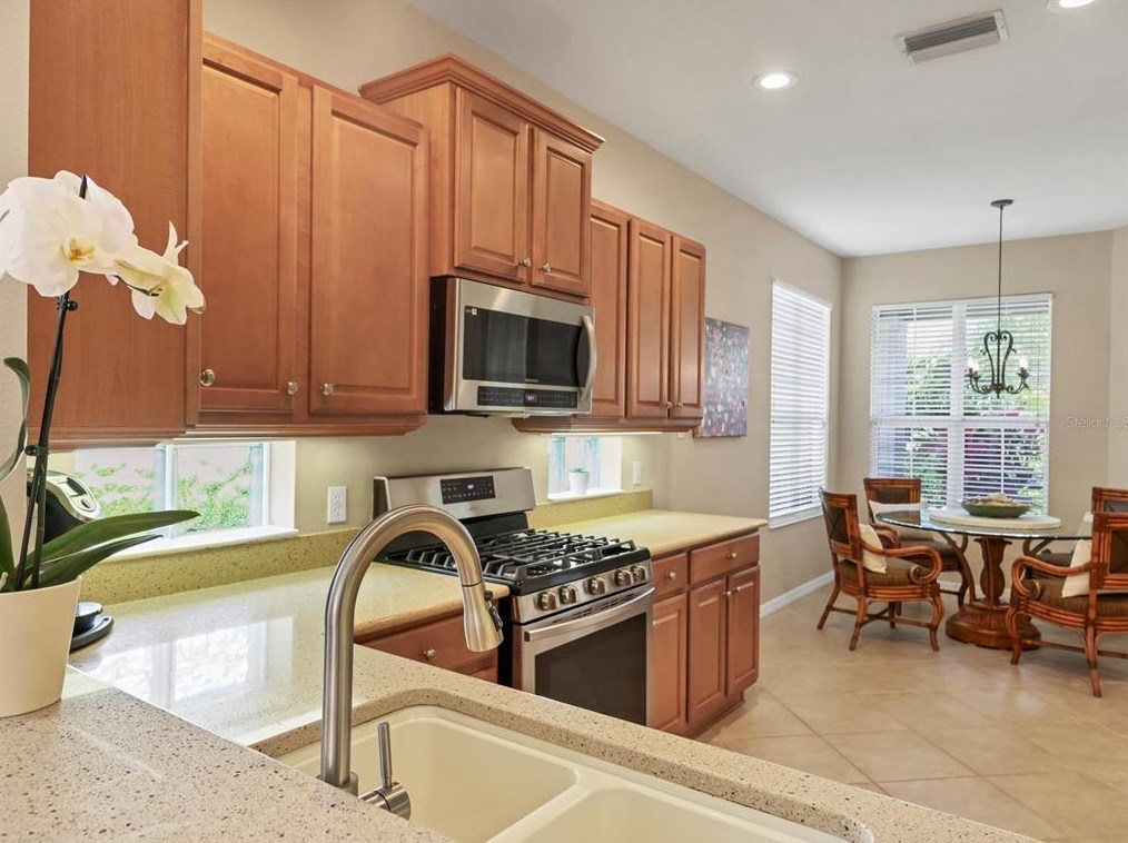 7534 Birds Eye Ter, Bradenton FL  34203-7149 exterior