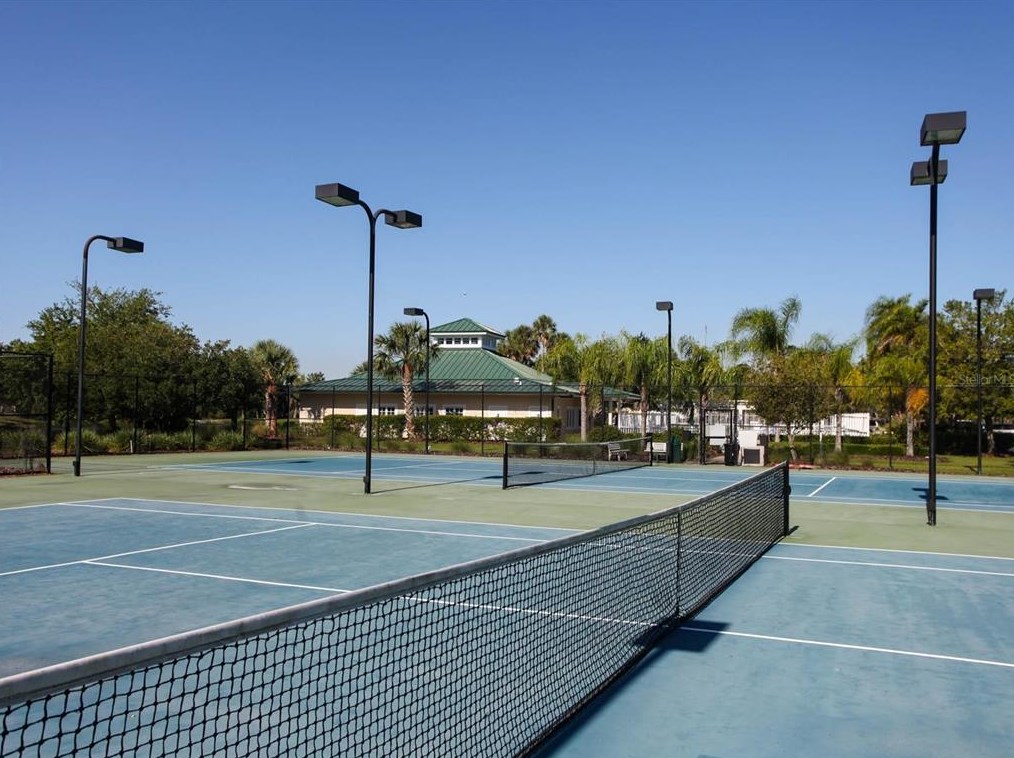 7534 Birds Eye Ter, Bradenton FL  34203-7149 exterior