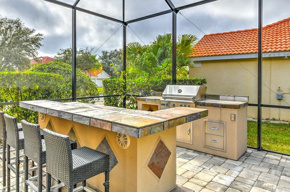 6188 46 St, Bradenton FL  34203-6302 exterior