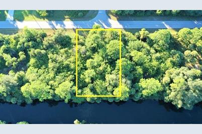 152 Prineville Street, Port Charlotte, FL 33954 - Photo 3