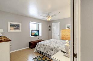 1366 Siesta Bayside Dr, Sarasota, FL 34242 - Photo 29