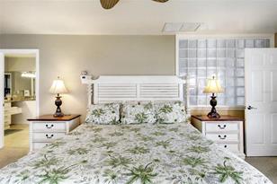 1366 Siesta Bayside Dr, Sarasota, FL 34242 - Photo 47