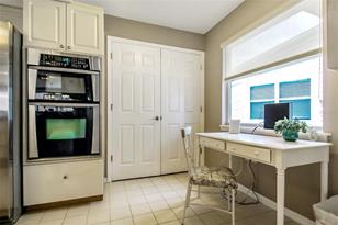 1366 Siesta Bayside Dr, Sarasota, FL 34242 - Photo 41