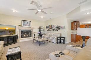1393 Mustang St - Photo 17