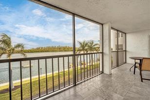 9393 Midnight Pass Rd, Sarasota, FL 34242 - Photo 23