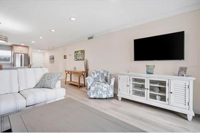 9393 Midnight Pass Road #302, Sarasota, FL 34242 - Photo 5