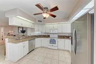 821 Montrose Dr - Photo 7