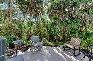 821 Montrose Dr - Photo 23