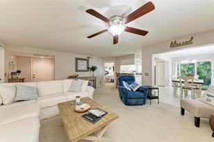 821 Montrose Dr - Photo 5