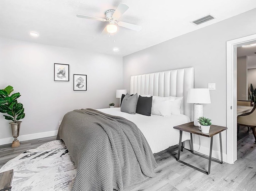 6123 111th Ave, Tampa FL  33617-3129 exterior