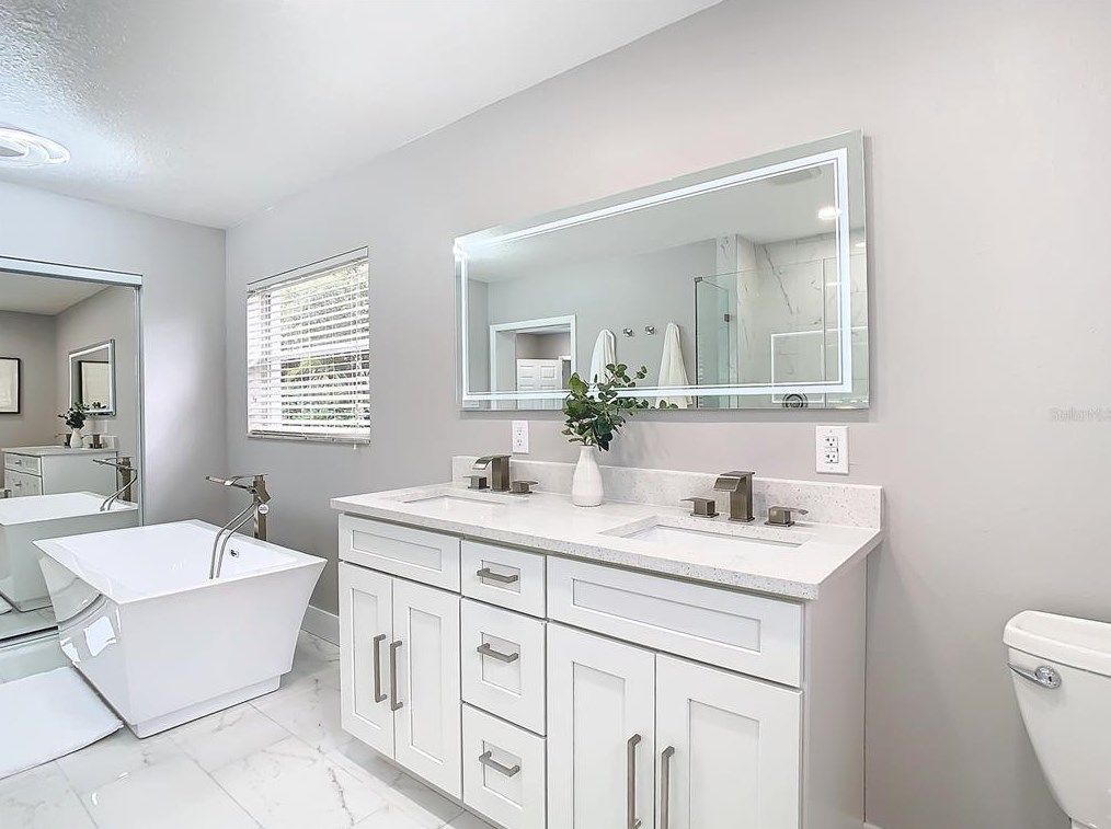 6123 111th Ave, Tampa FL  33617-3129 exterior