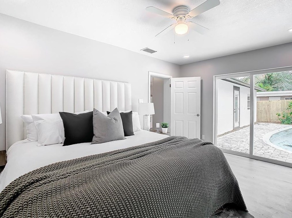 6123 111th Ave, Tampa FL  33617-3129 exterior