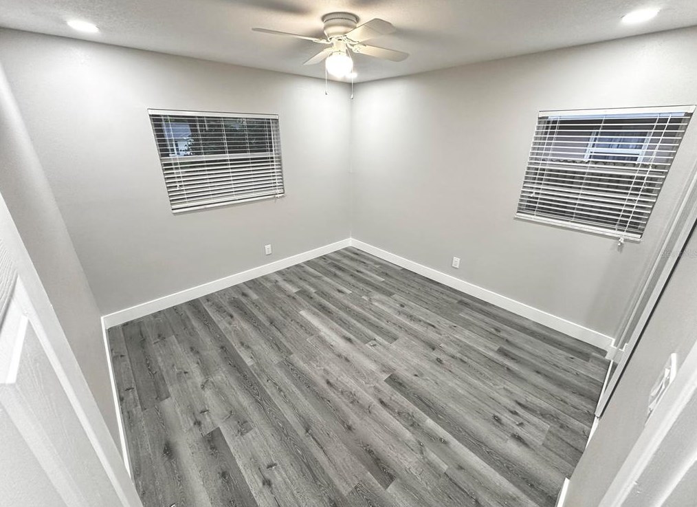 6123 111th Ave, Tampa FL  33617-3129 exterior