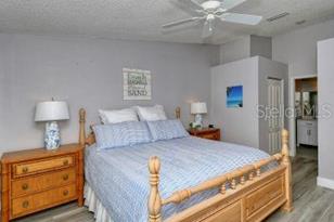 9560 High Gate Dr, Sarasota, FL 34238 - Photo 19