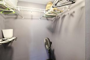 2124 N Tamiami Trl, Sarasota, FL 34234 - Photo 33