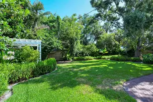 1747 Waldemere St, Sarasota, FL 34239 - Photo 43