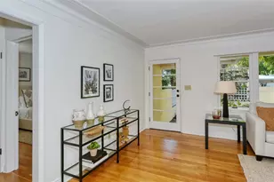 1747 Waldemere St, Sarasota, FL 34239 - Photo 9