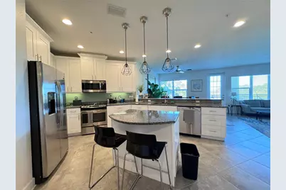 7710 34th Avenue W #202, Bradenton, FL 34209 - Photo 5