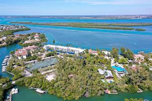 600 Dream Island Rd, Longboat Key, FL 34228 - Photo 23