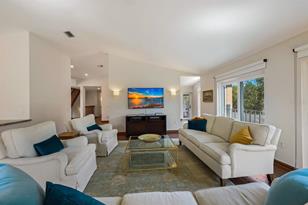 710 Penfield St - Photo 5