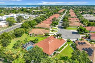 4116 Bridlecrest Ln - Photo 3