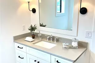 806 S Jefferson Ave, Sarasota, FL 34237 - Photo 13