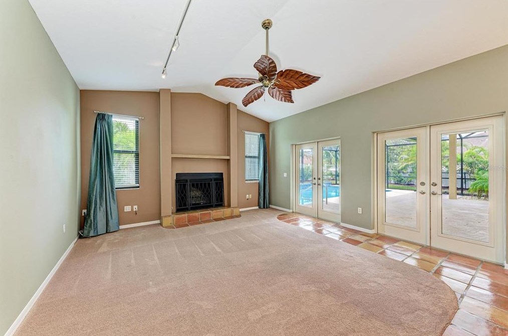 307 Bayside Pkwy, Nokomis FL 34275-3428 exterior