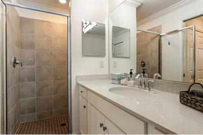 18008 Gawthrop Drive #104, Bradenton, FL 34211 - Photo 17