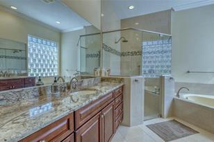 5141 Flagstone Dr, Sarasota, FL 34238 - Photo 33