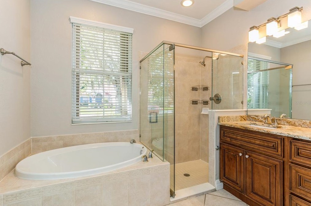 9623 Discovery Ter, Bradenton FL  34212-5203 exterior