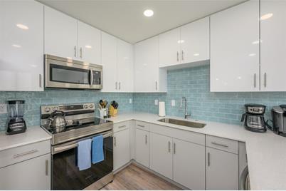 1703 N Tamiami Trail #207, Sarasota, FL 34234 - Photo 13