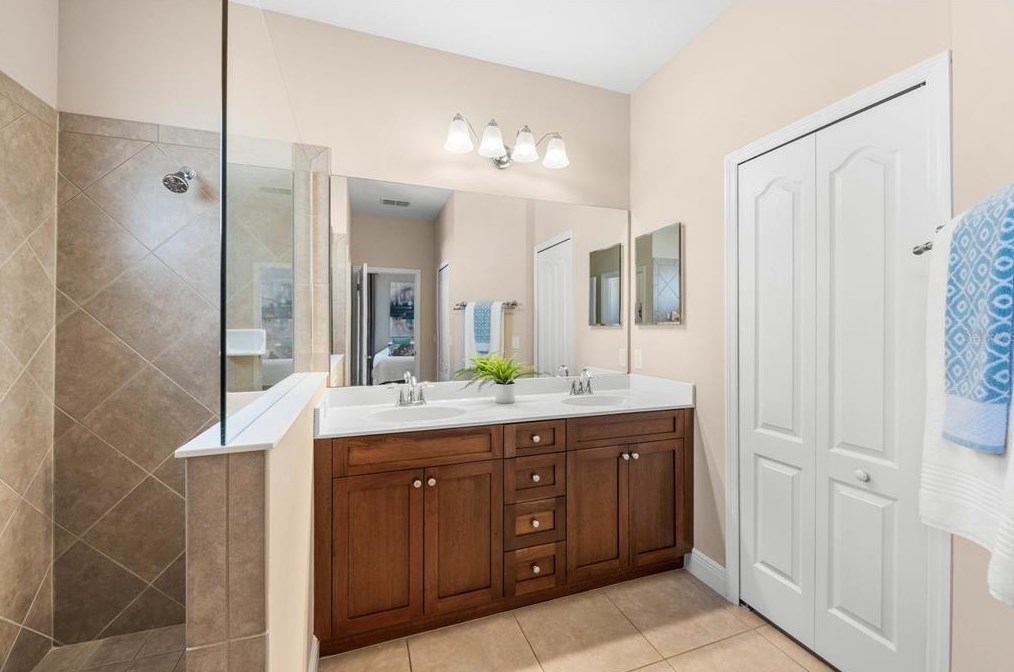 11316 White Rock Ter, Bradenton FL  34211-8481 exterior