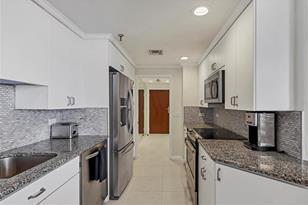 1211 Gulf of Mexico Dr, Longboat Key, FL 34228 - Photo 17