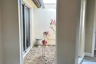 5906 Doral Dr, Sarasota, FL 34243 - Photo 7