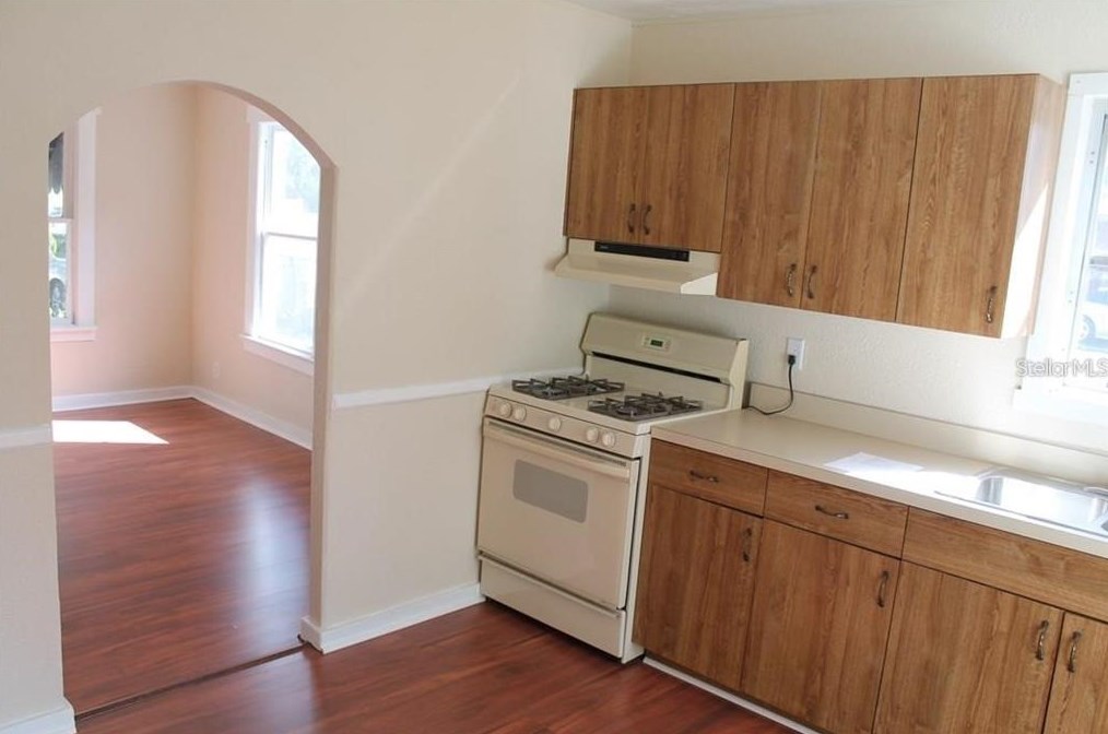 133 Conrad Ave, Sarasota FL 34237-5314 exterior