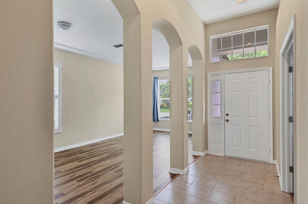 4912 Creekside Trl, Sarasota FL  34243-3893 exterior