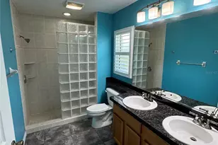 5009 Sturbridge Ct, Sarasota, FL 34238 - Photo 9