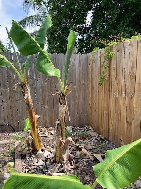 2068 Garden Ln, Bradenton FL  34207-8553 exterior