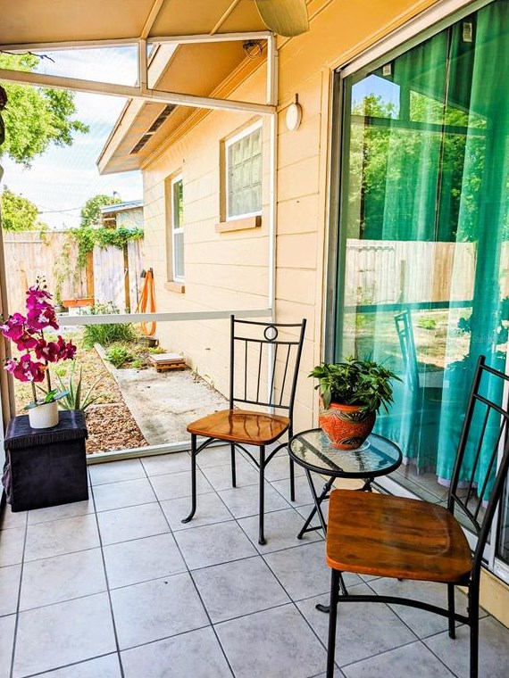 2068 Garden Ln, Bradenton FL  34207-8553 exterior