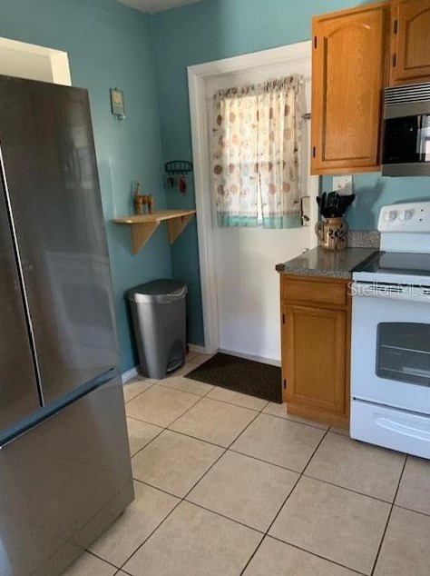 2068 Garden Ln, Bradenton FL  34207-8553 exterior