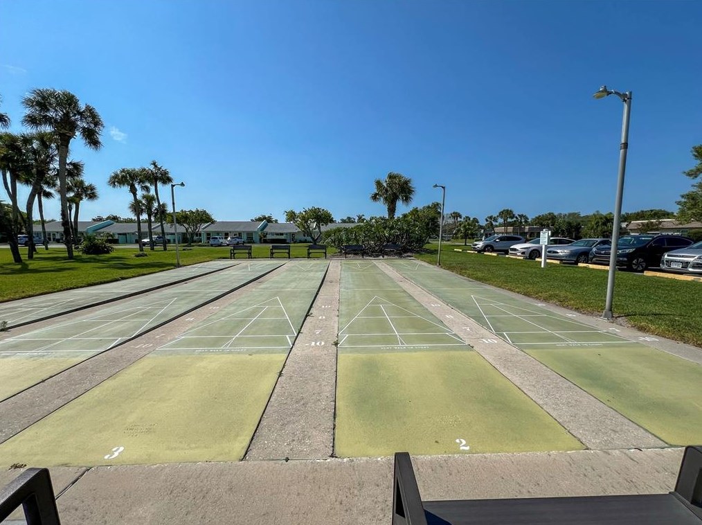 4108 38th Ave, Bradenton FL  34208-6933 exterior