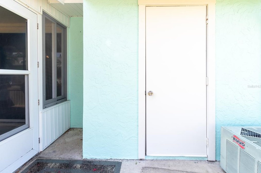 4108 38th Ave, Bradenton FL  34208-6933 exterior